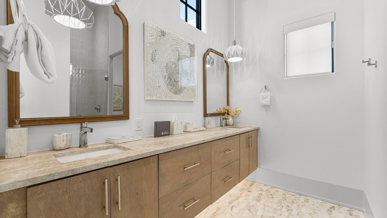Photo of Bathroom in Treetop