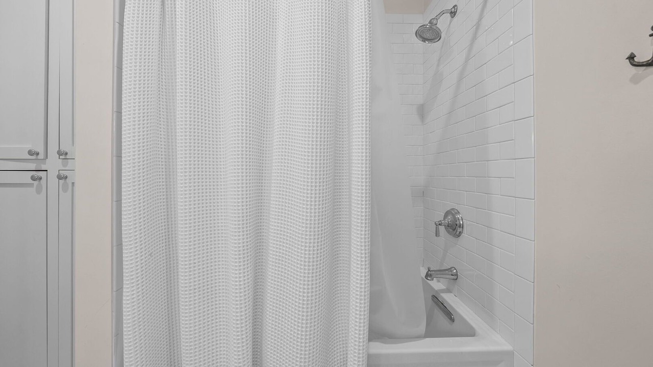 Photo of Bathroom in Lakeside at Blue Mountain Beach