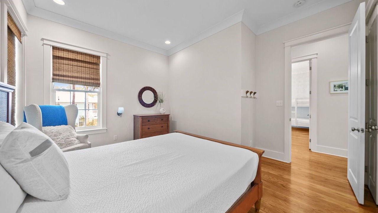 Photo of Bedroom in Lakeside at Blue Mountain Beach