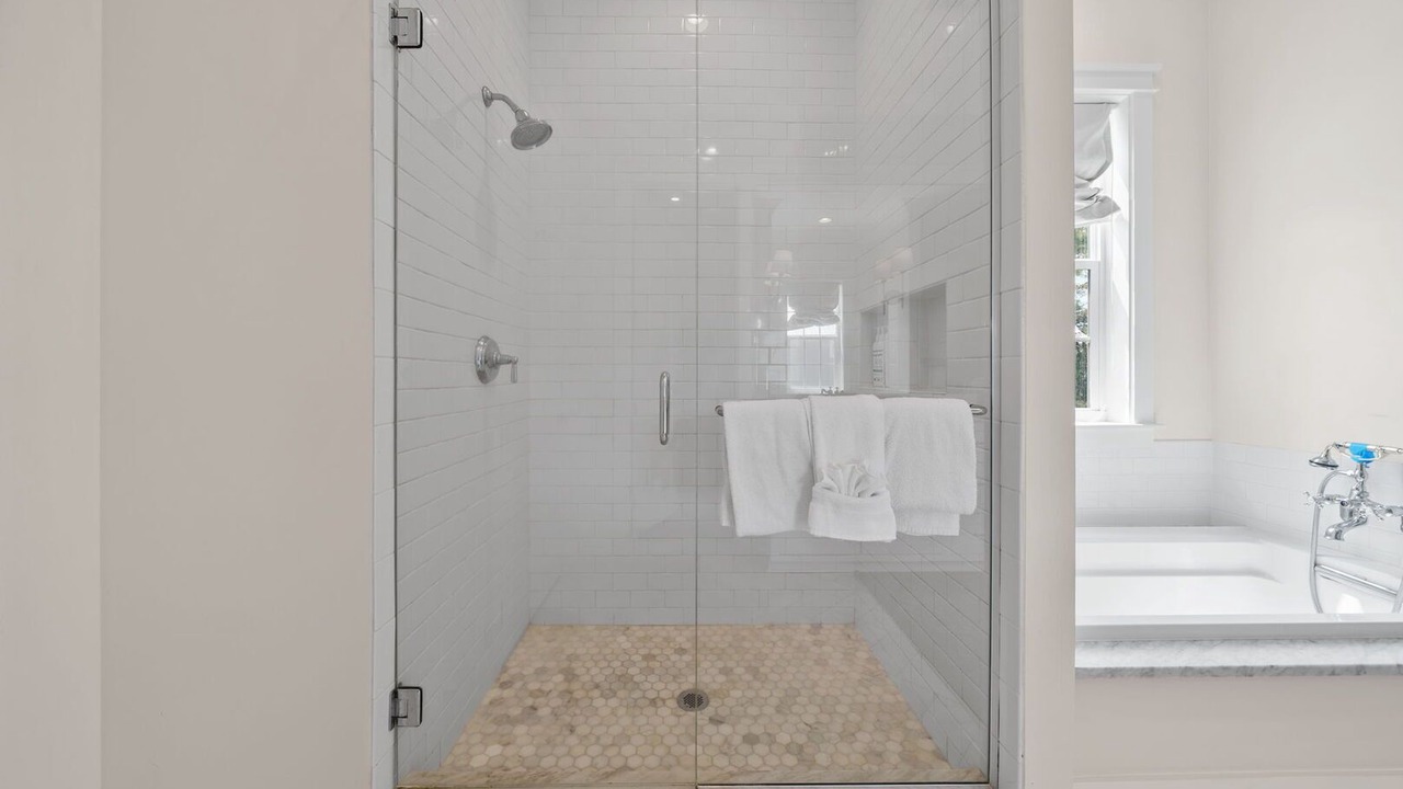Photo of Bathroom in Lakeside at Blue Mountain Beach