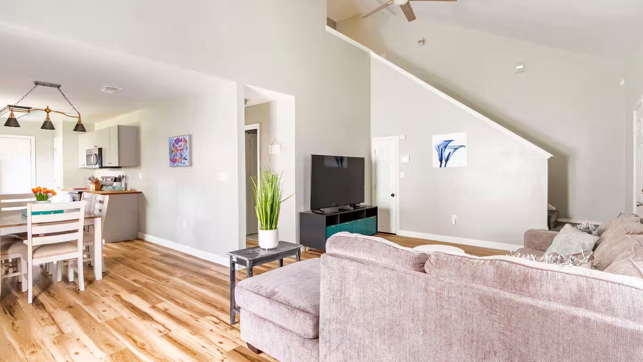 Photo of Livingroom in Wright