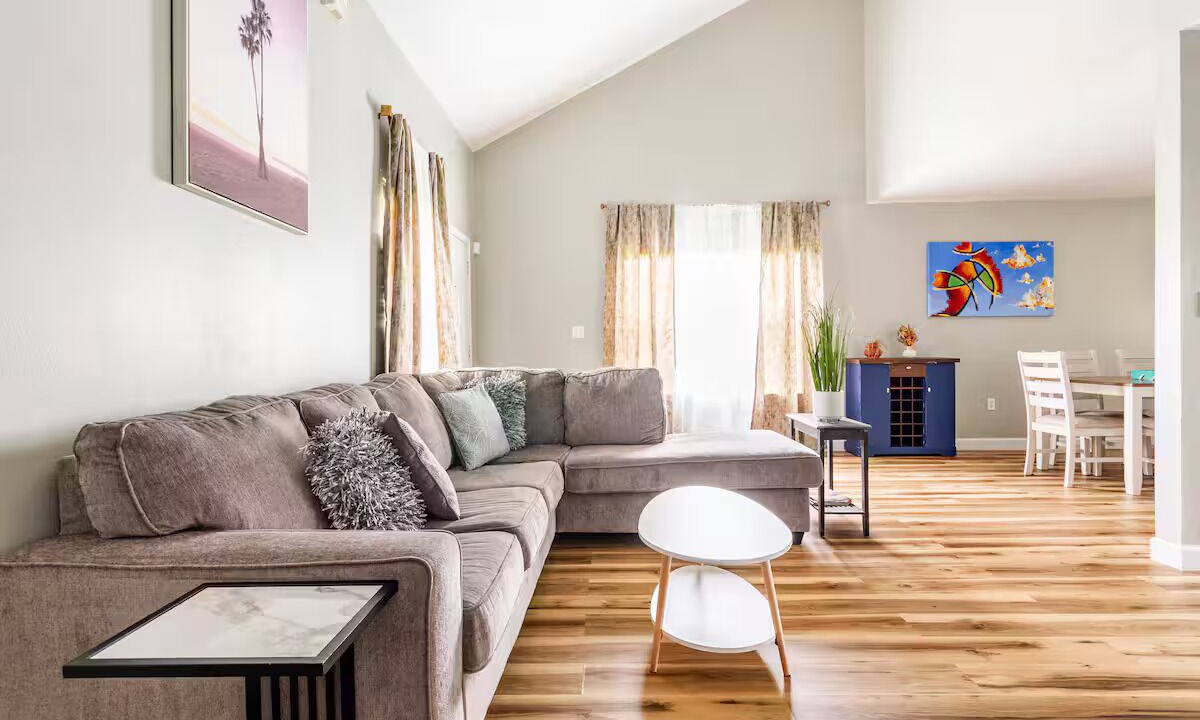 Photo of Livingroom in Wright