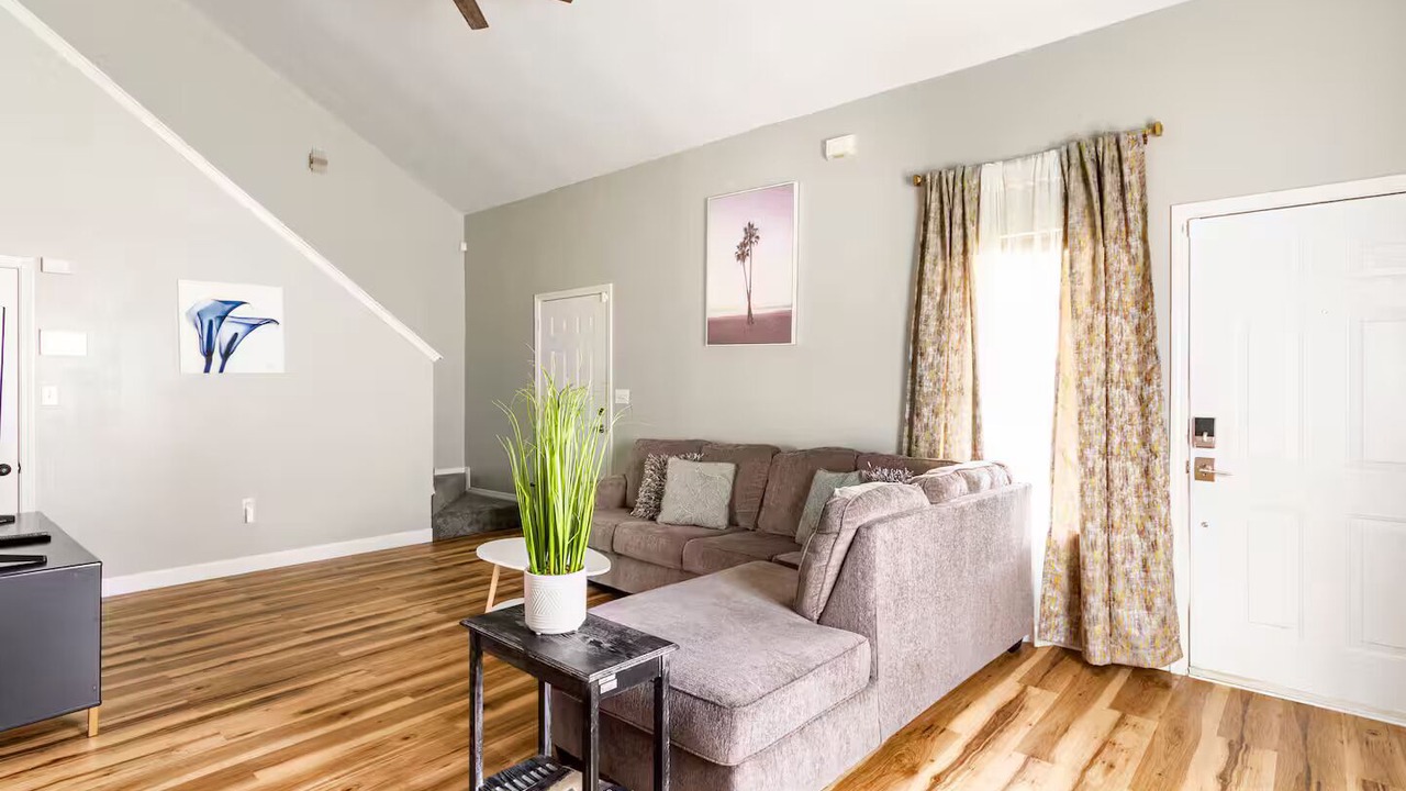 Photo of Livingroom in Wright