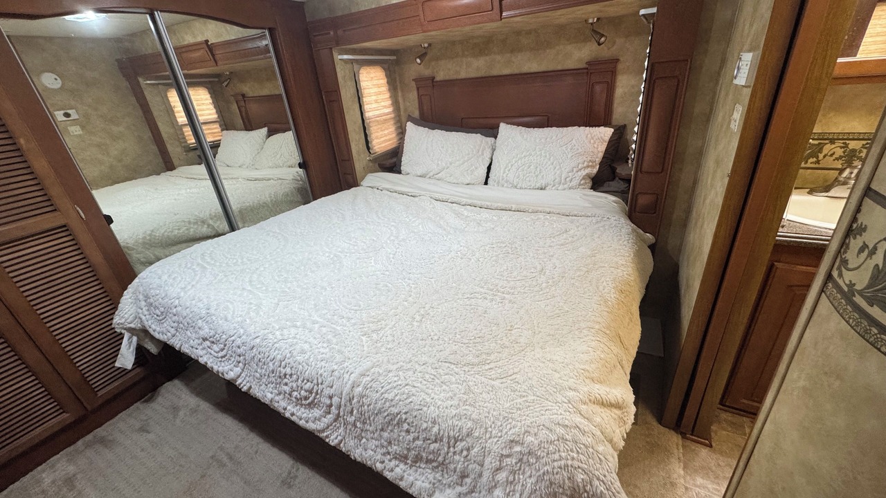 Photo of Bedroom in Holly Beach