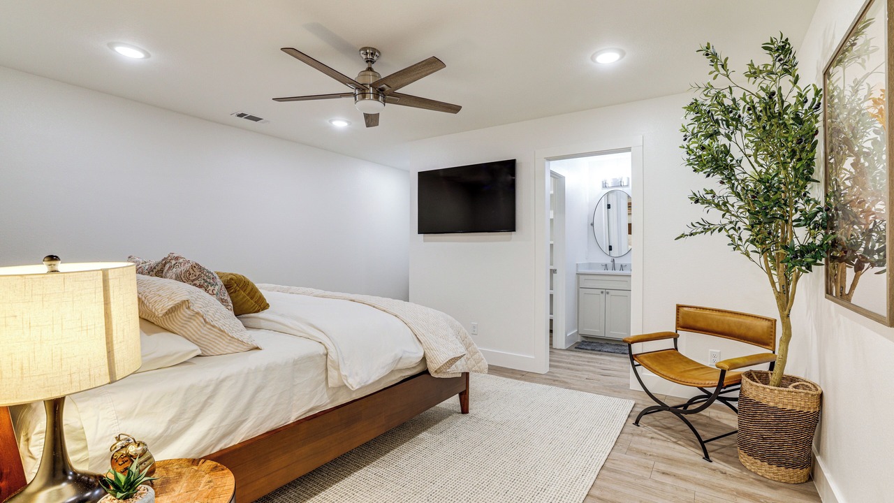 Photo of Bedroom in Gun Barrel City