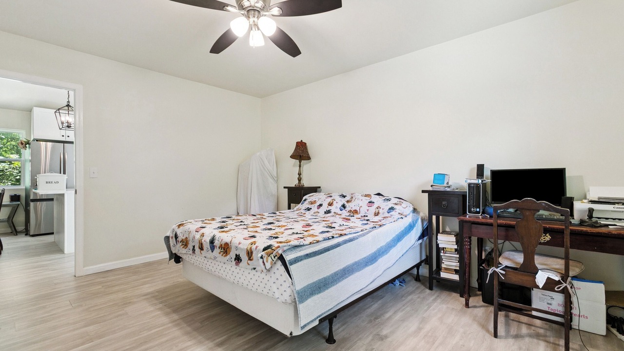 Photo of Bedroom in New Aurora - English Turn