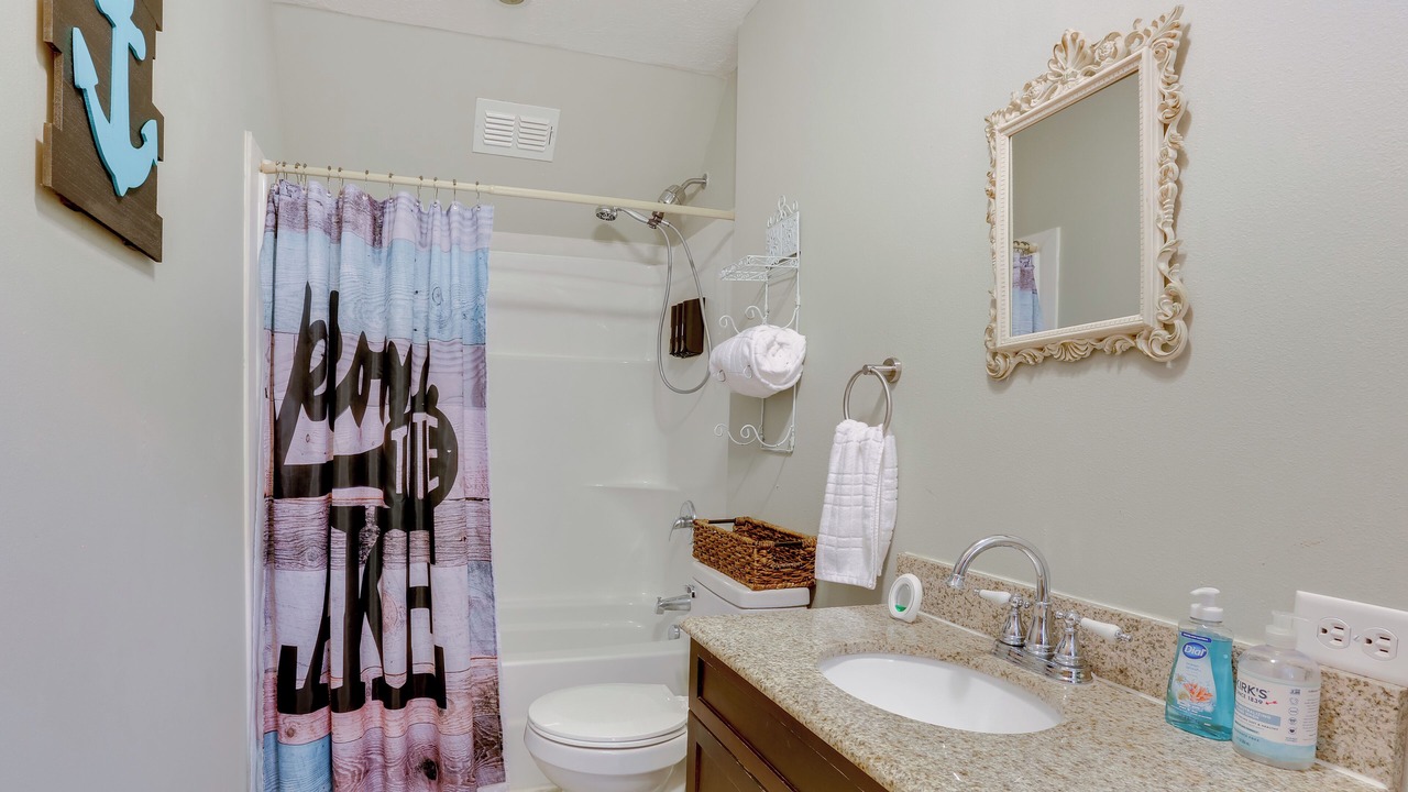 Photo of Bathroom in Hemphill