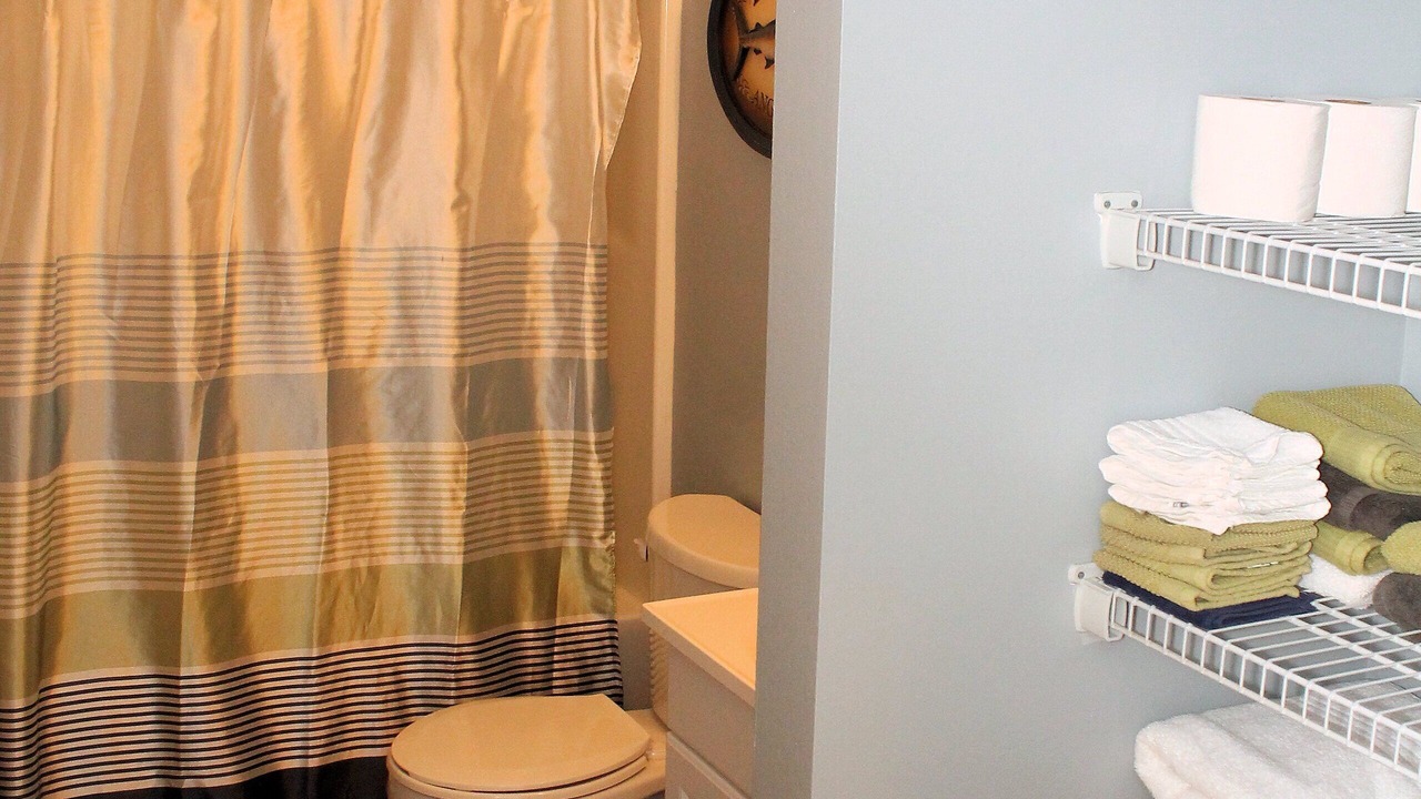 Photo of Bathroom in Shoreline Park