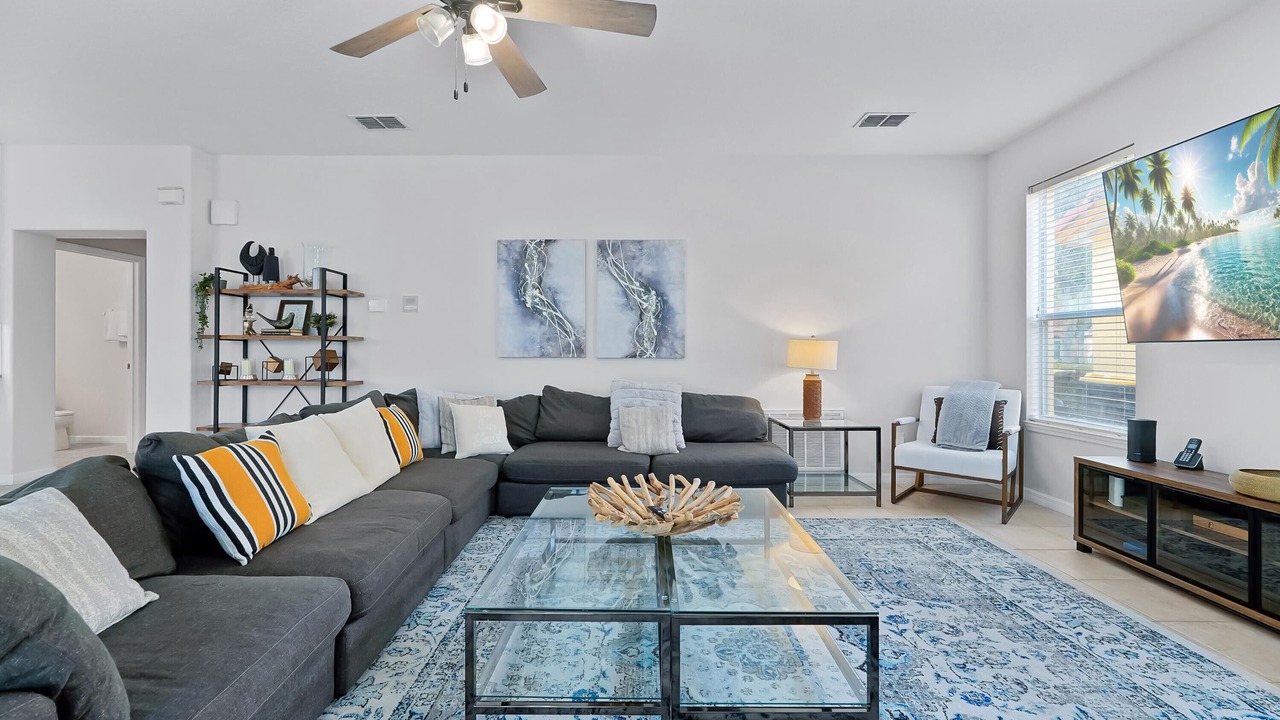 Photo of Livingroom in Watersong