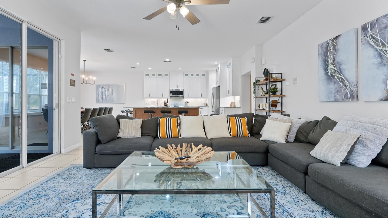 Photo of Livingroom in Watersong