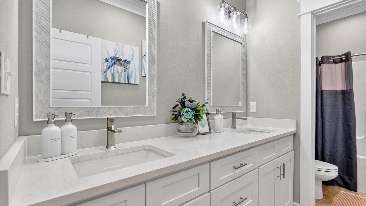 Photo of Bathroom in Shoreline Park