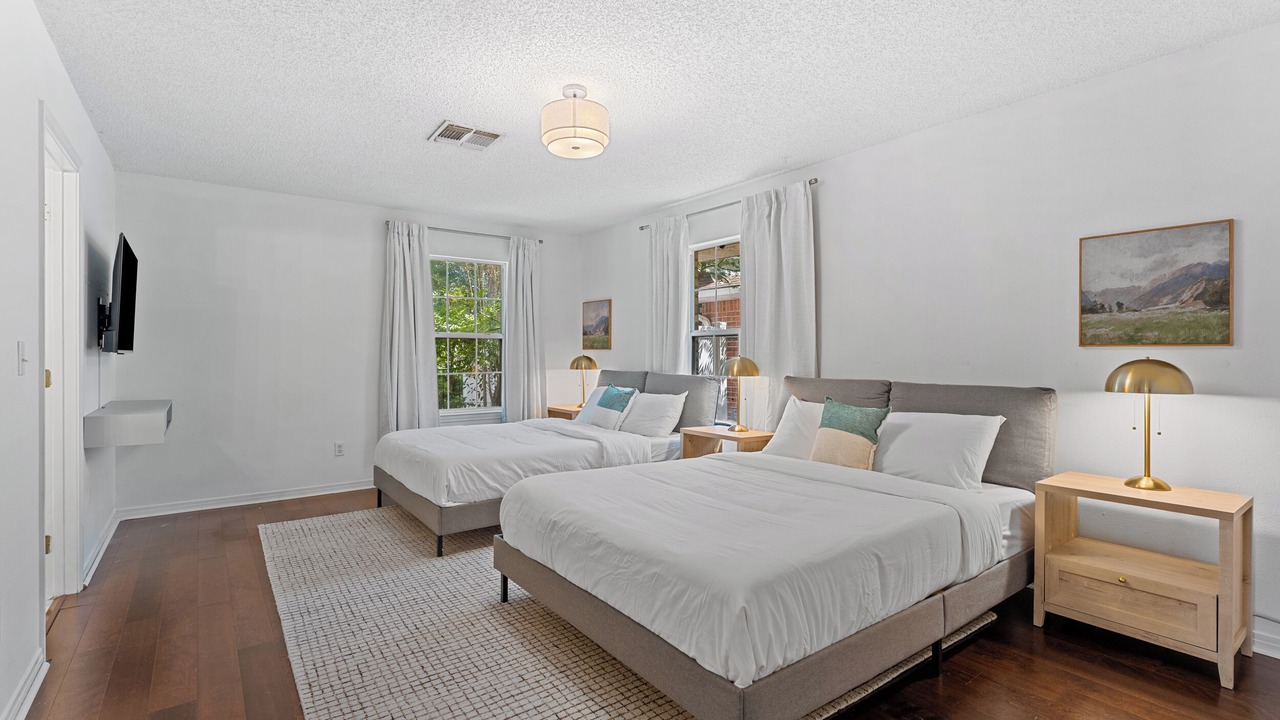 Photo of Bedroom in Westside