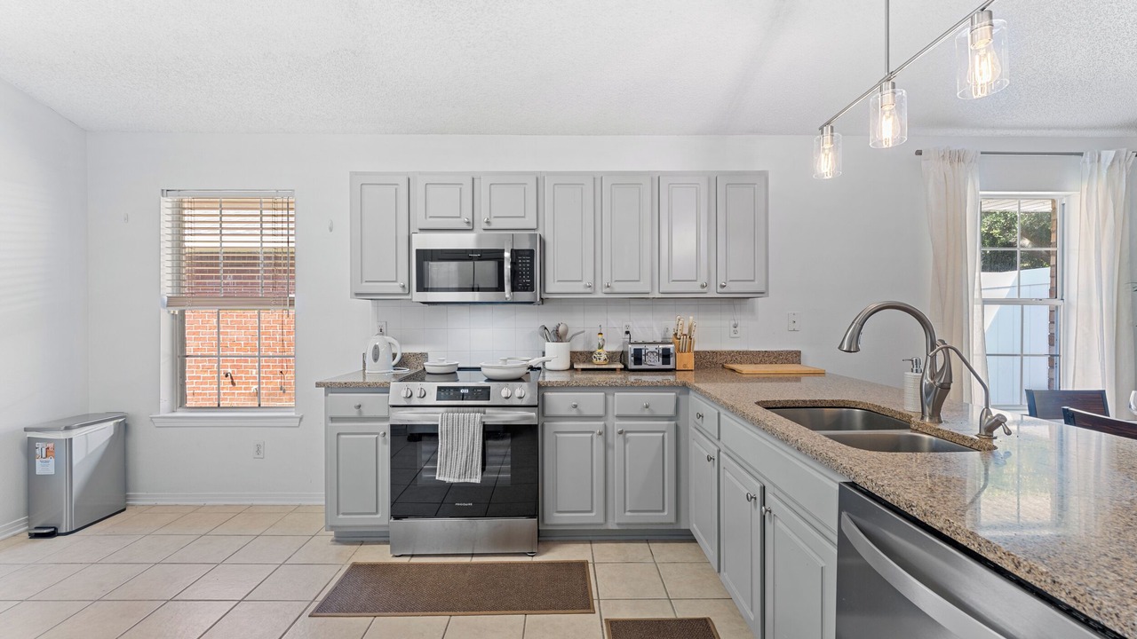 Photo of Kitchen in Westside