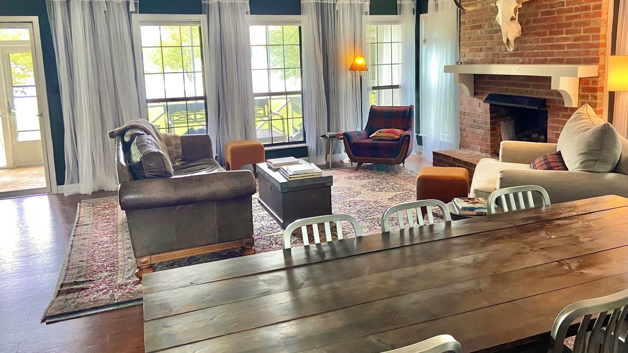 Photo of Livingroom in Leesburg