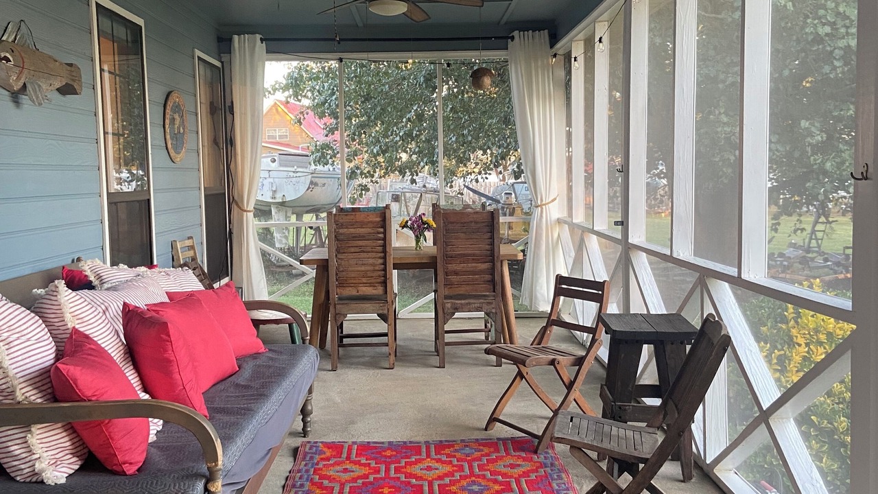 Photo of Livingroom in Leesburg