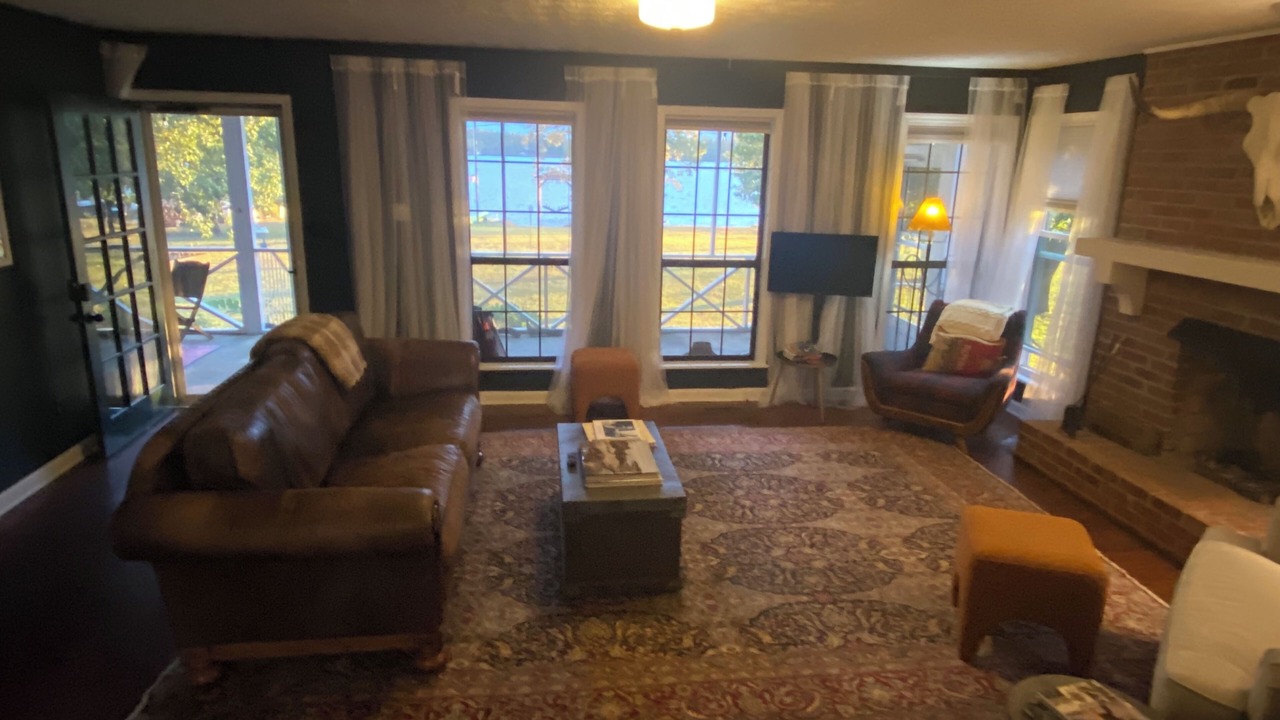 Photo of Livingroom in Leesburg