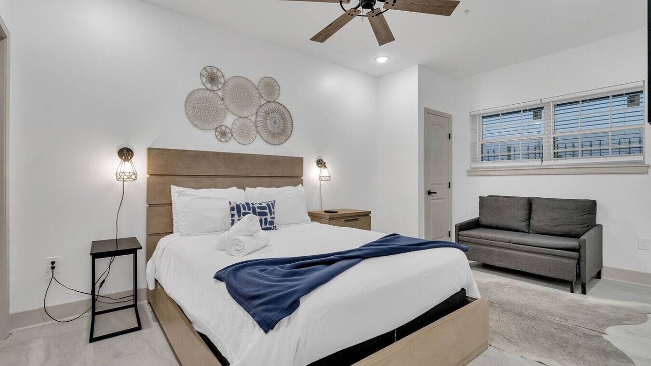 Photo of Bedroom in Tulane - Gravier