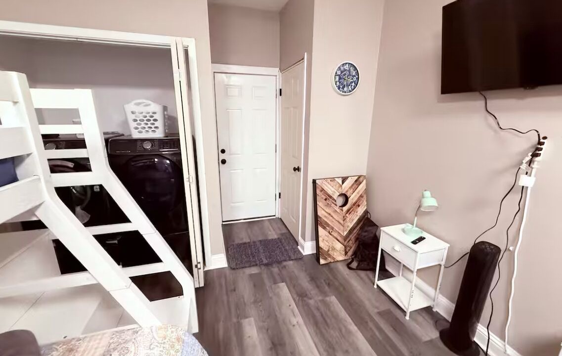 Photo of Bedroom in Port Bolivar