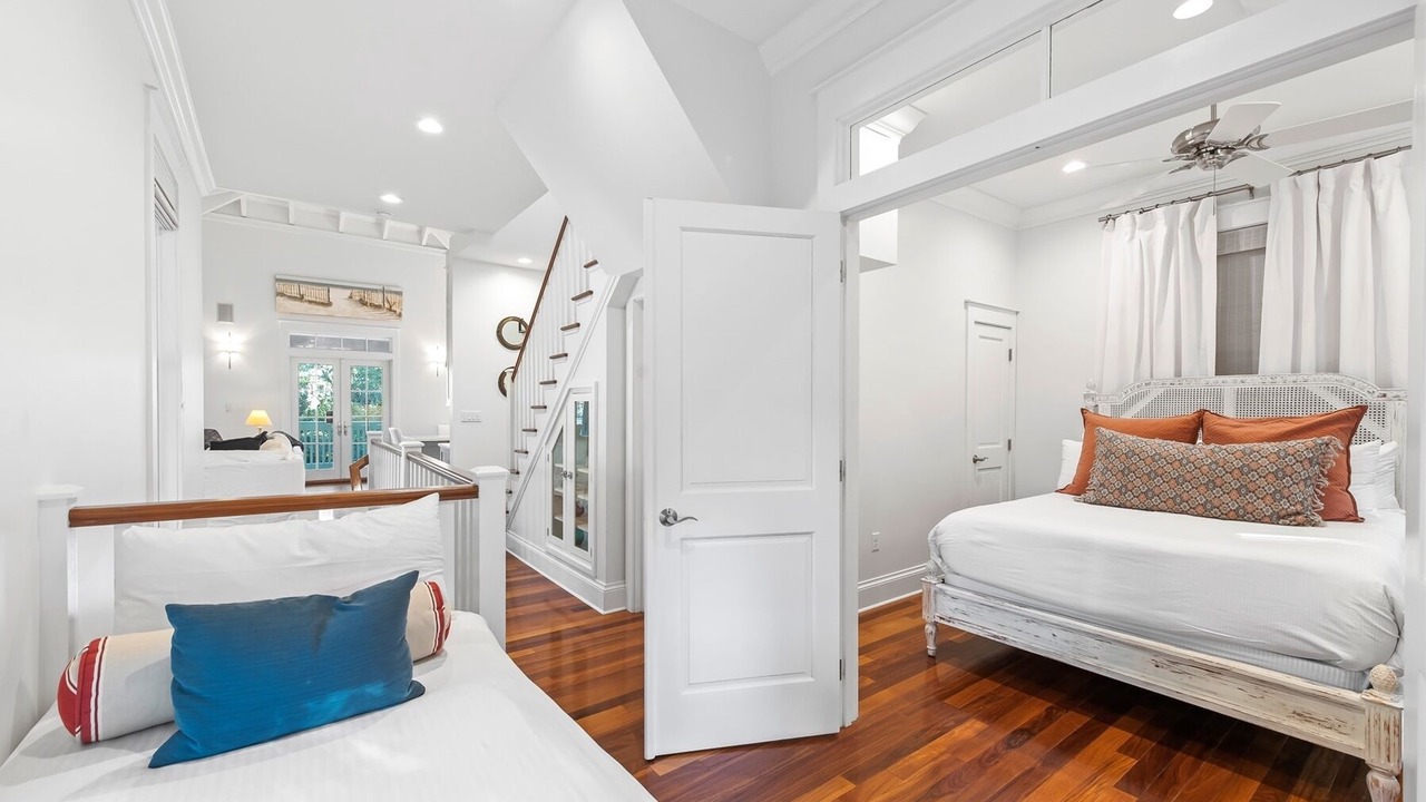 Photo of Bedroom in Cottage District