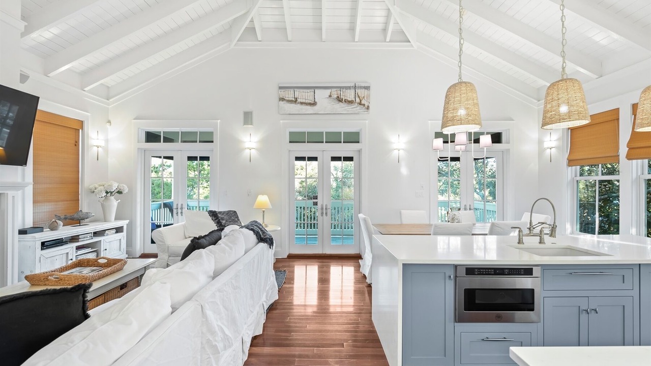 Photo of Livingroom in Cottage District