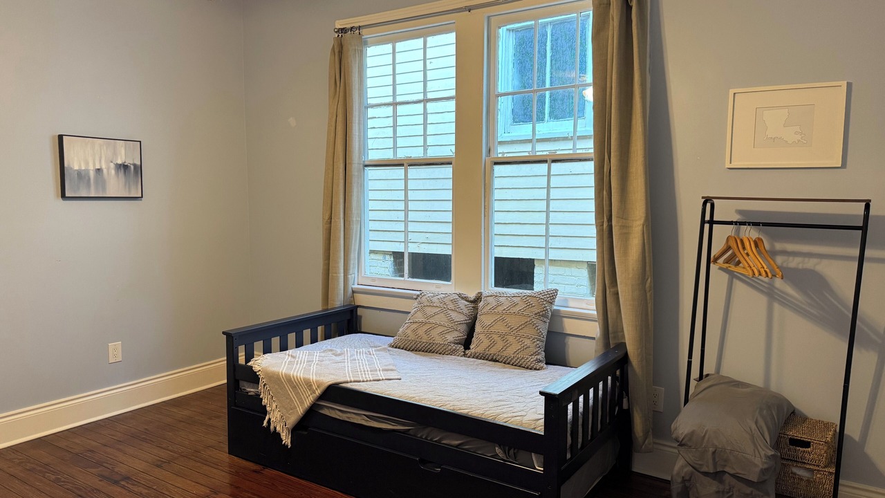 Photo of Bedroom in Mid-City