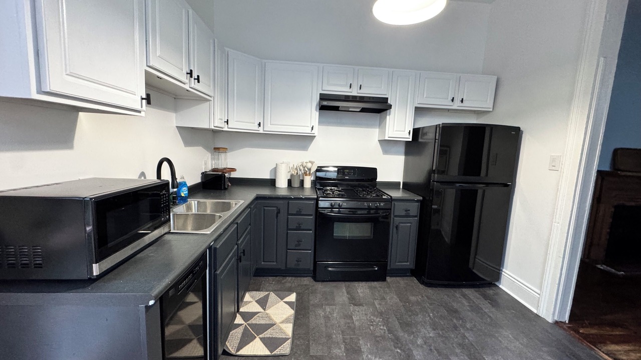 Photo of Kitchen in Mid-City