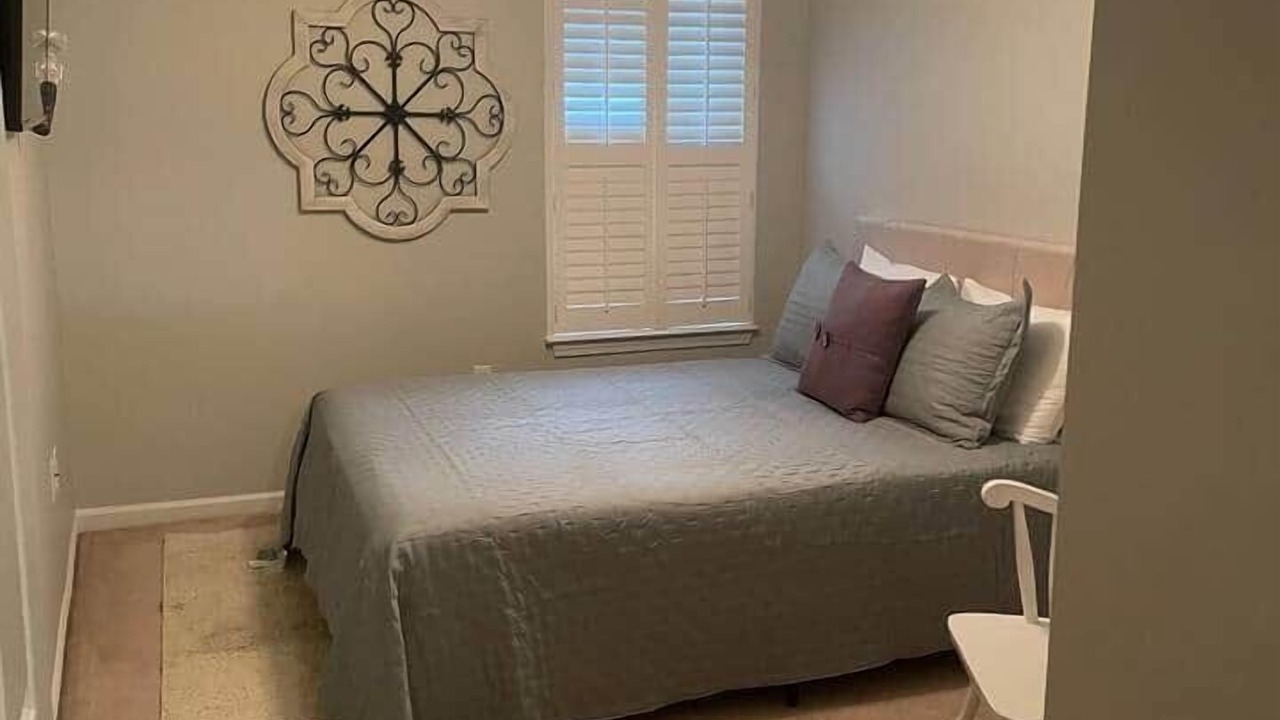 Photo of Bedroom in Crestview