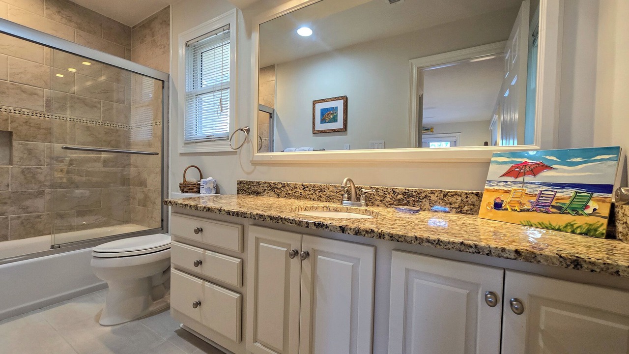 Photo of Bathroom in Plantation