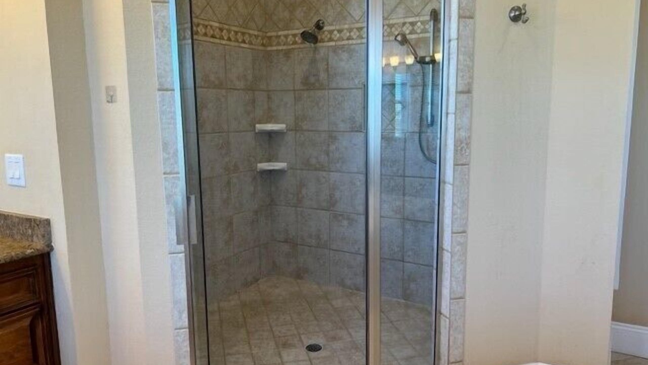 Photo of Bathroom in Plantation