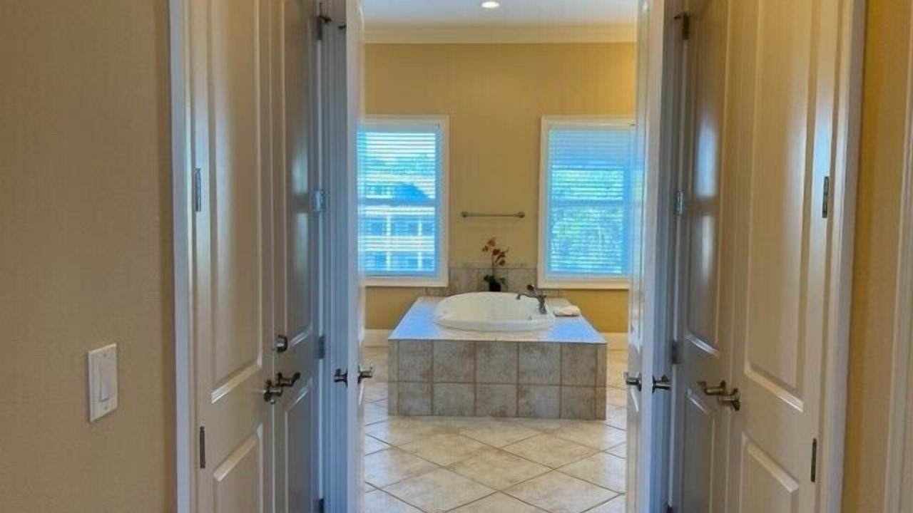Photo of Bathroom in Plantation