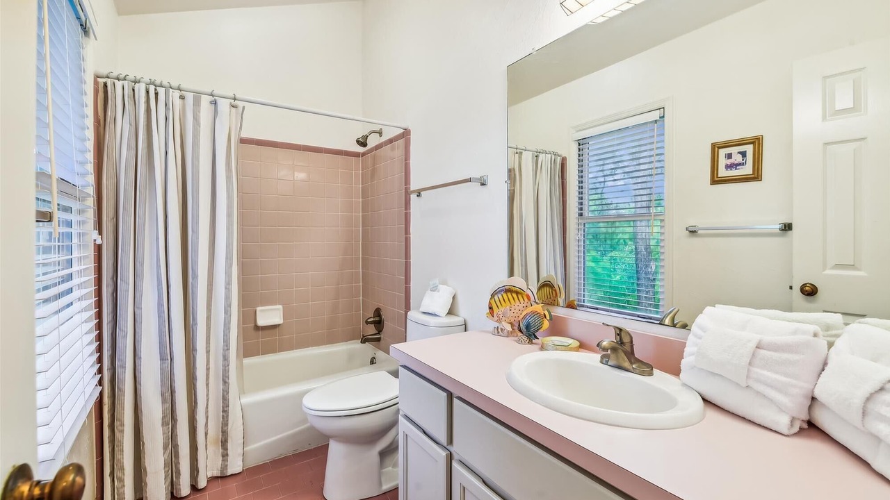 Photo of Bathroom in Plantation