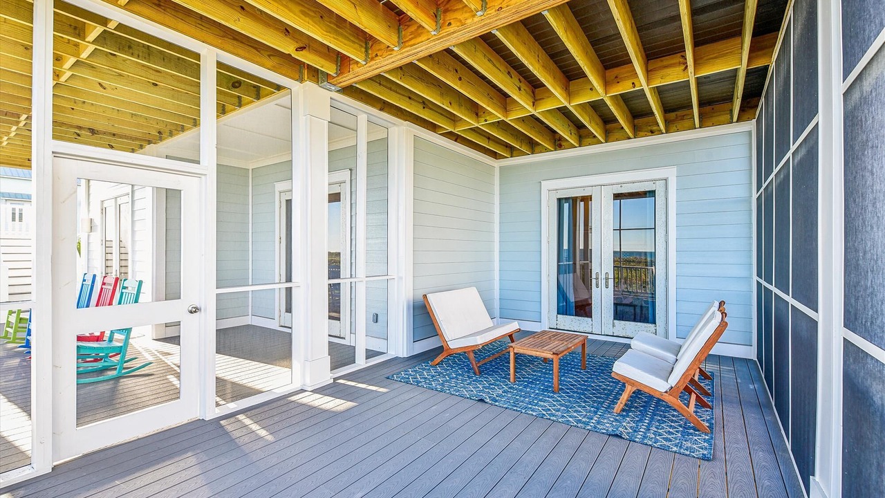 Photo of Patio Balcony in Sea Palm Village