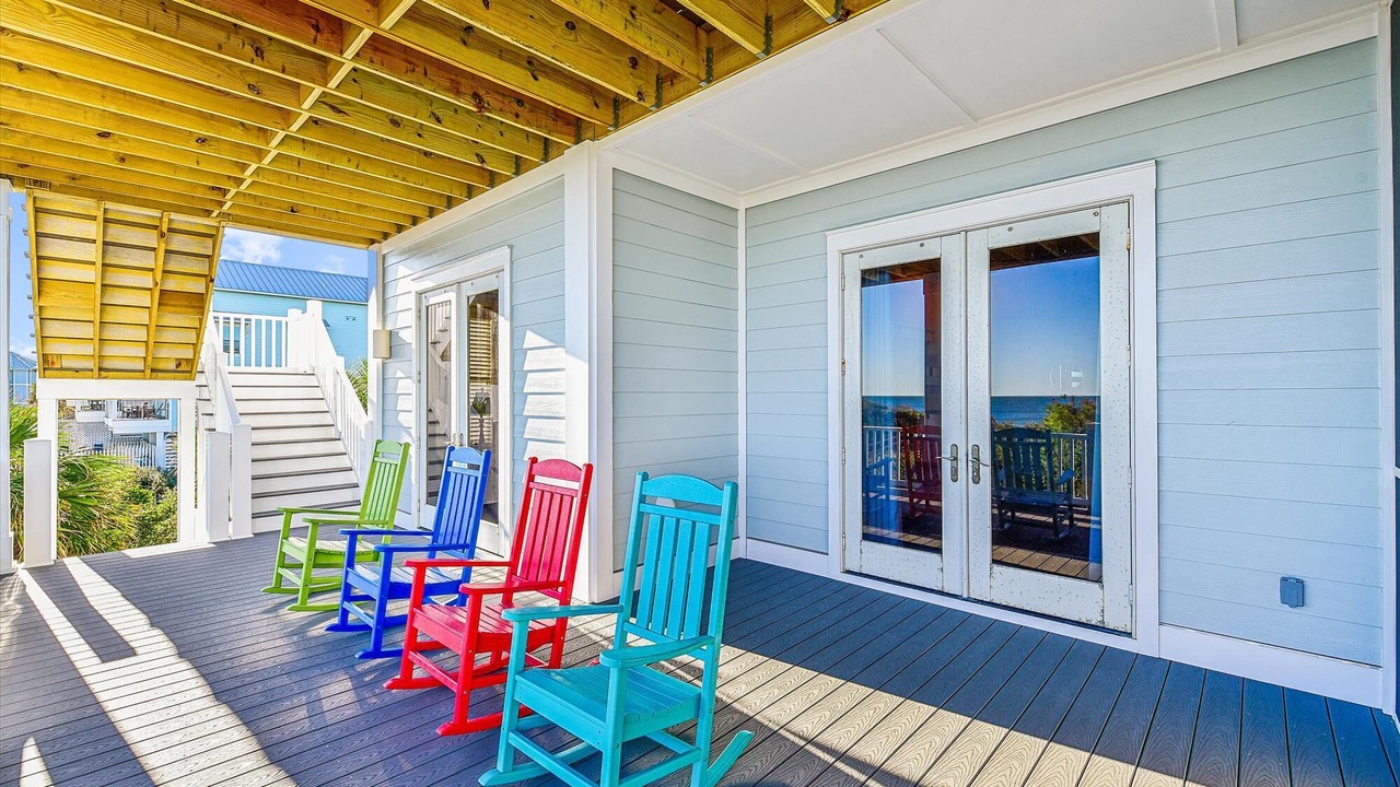 Photo of Patio Balcony in Sea Palm Village