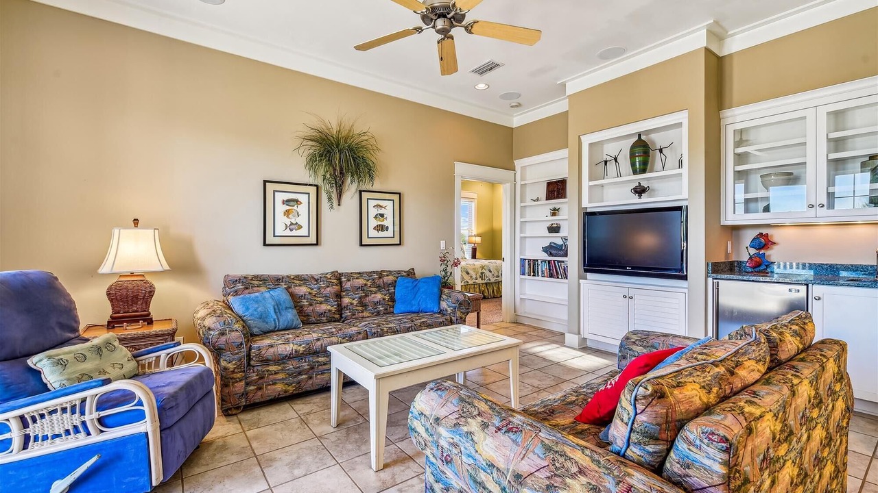 Photo of Livingroom in Sea Palm Village