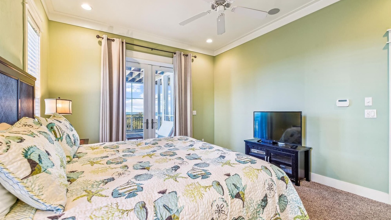 Photo of Bedroom in Sea Palm Village