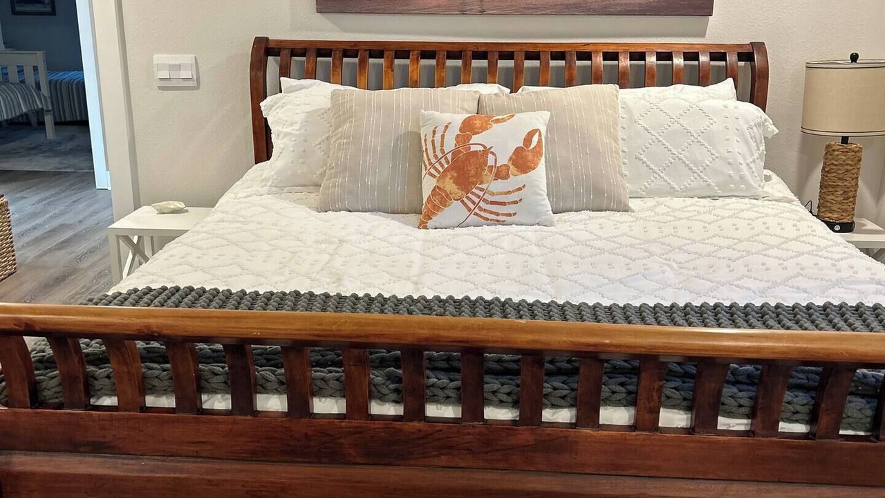 Photo of Bedroom in Panacea