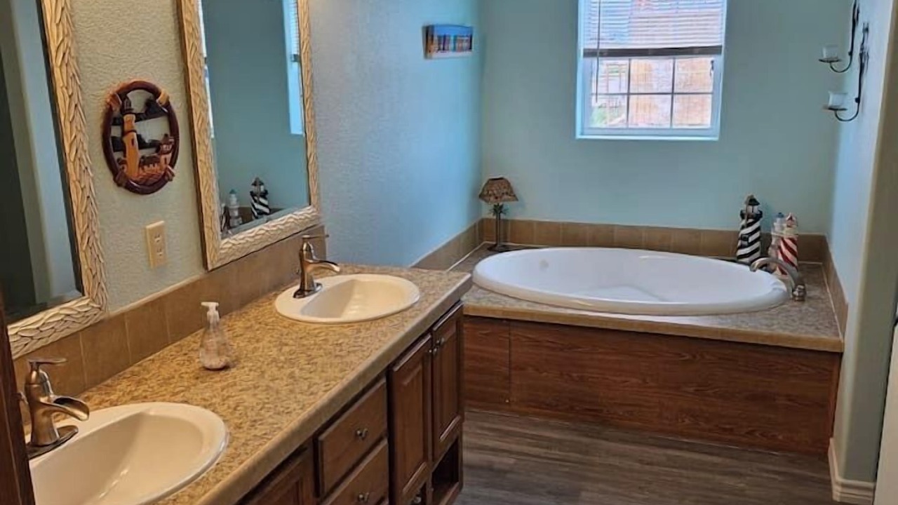 Photo of Bathroom in Port Bolivar