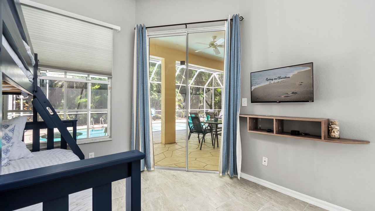 Photo of Bedroom in Crown Pointe