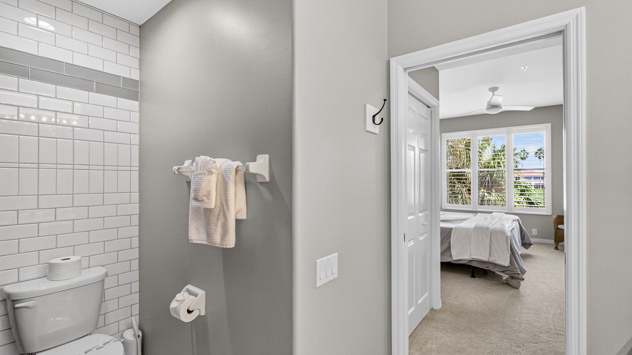 Photo of Bathroom in Tropical Cove
