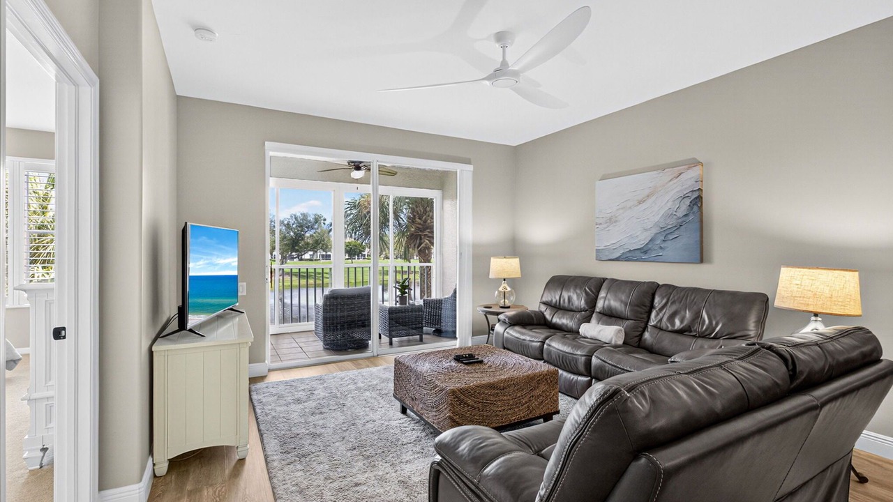 Photo of Livingroom in Tropical Cove