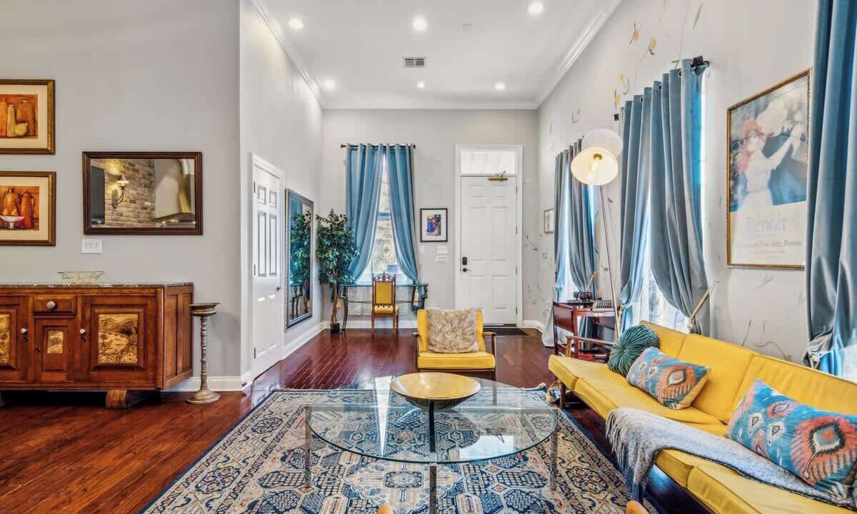 Photo of Livingroom in Faubourg Lafayette