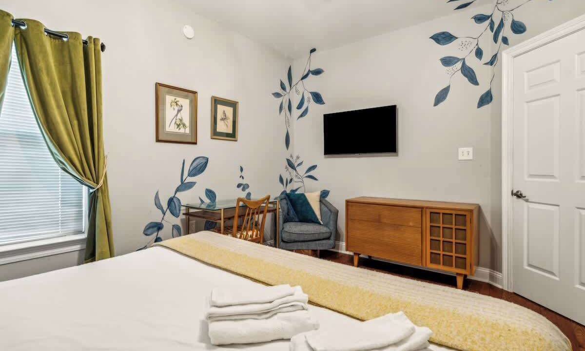 Photo of Bedroom in Faubourg Lafayette