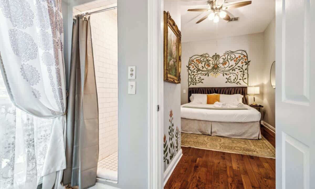 Photo of Bedroom in Faubourg Lafayette