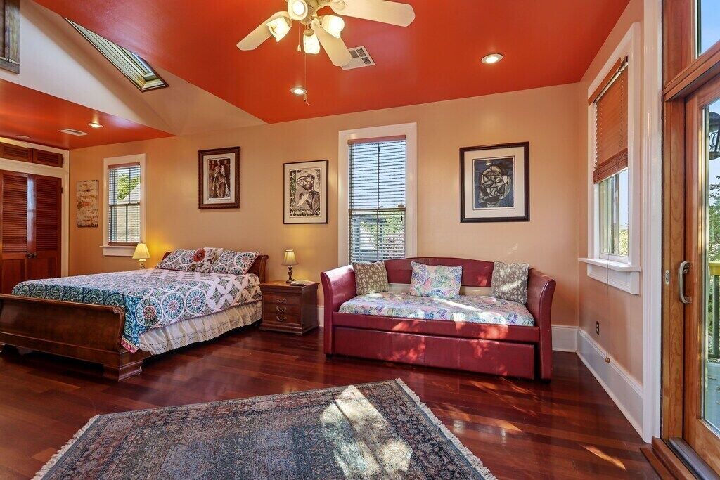 Photo of Bedroom in Treme