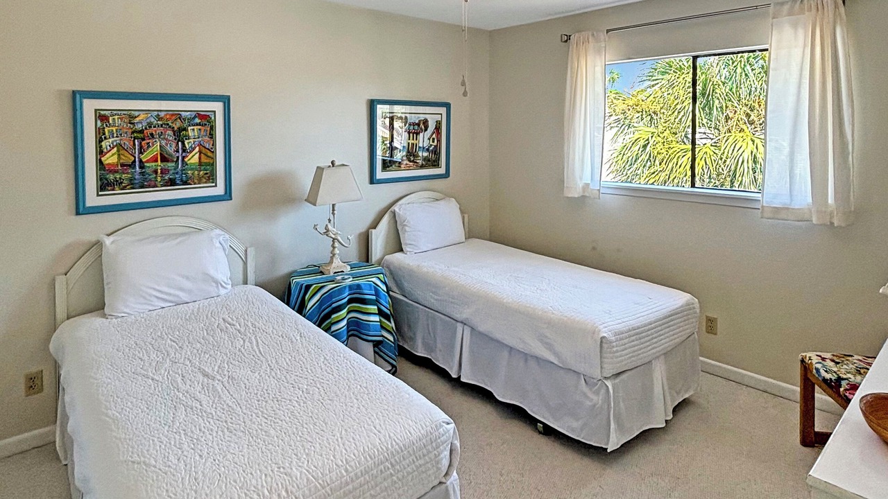 Photo of Bedroom in Miramar Beach