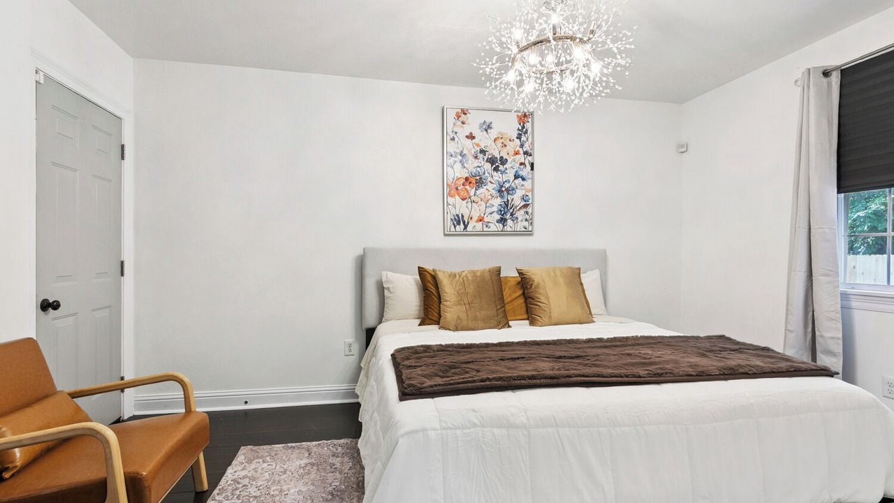 Photo of Bedroom in Desire Area