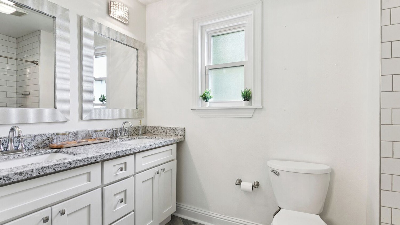 Photo of Bathroom in Desire Area