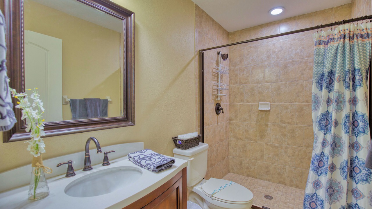 Photo of Bathroom in Englewood