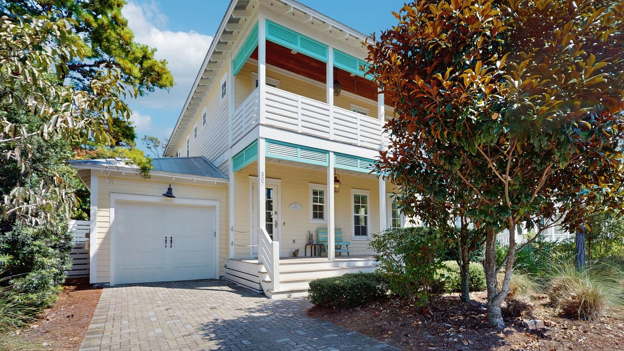 Photo of Outdoor in Lakeside at Blue Mountain Beach