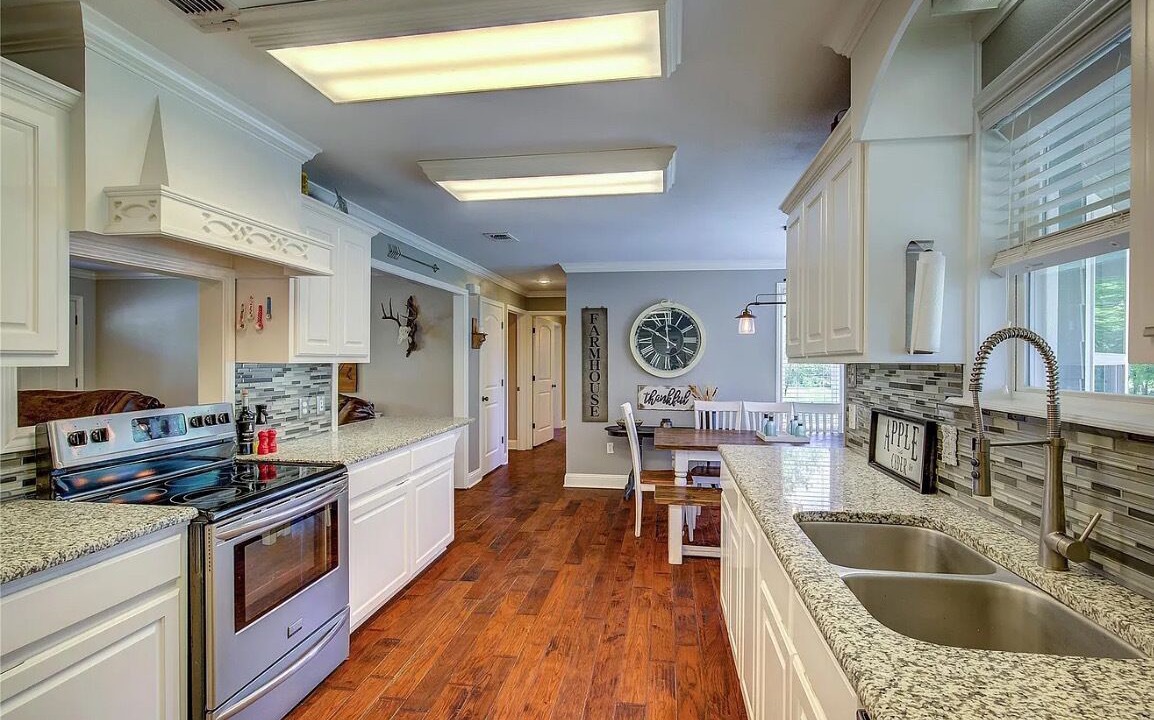 Photo of Kitchen in Sulphur Springs